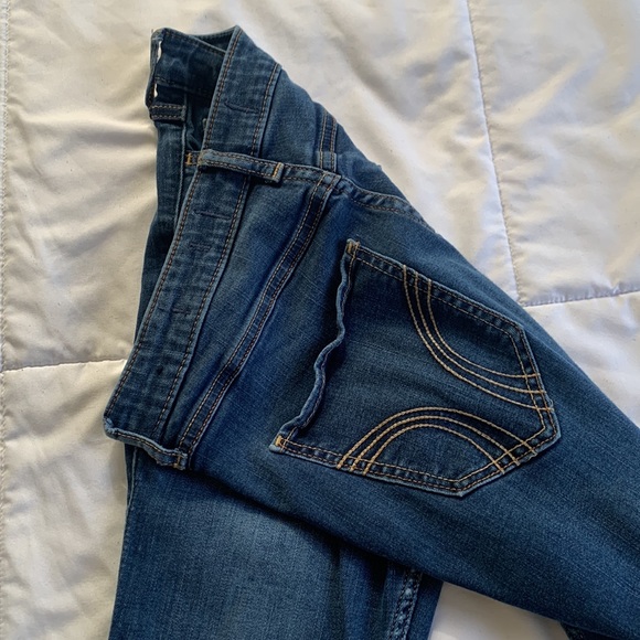 Hollister High Rise Super Skinny Jeans, Size 7 Short - Picture 4 of 4
